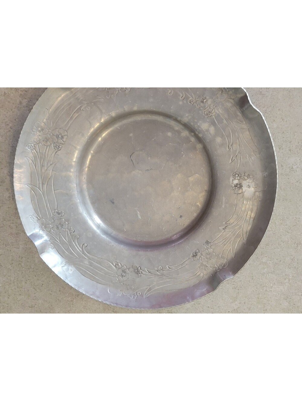 Intaglio Design Forged Aluminum Plate Bowl EMPC Floral  11"